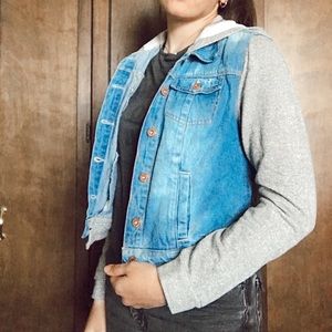 Lei Jean Jacket with sweatshirt sleeves and hood